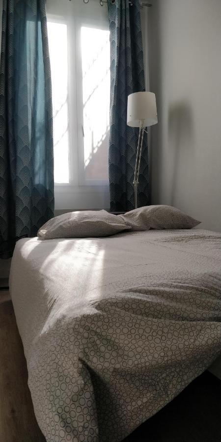 Modern 1 Bedroom Apartment Near The Metro. Ivry-sur-Seine Exterior foto