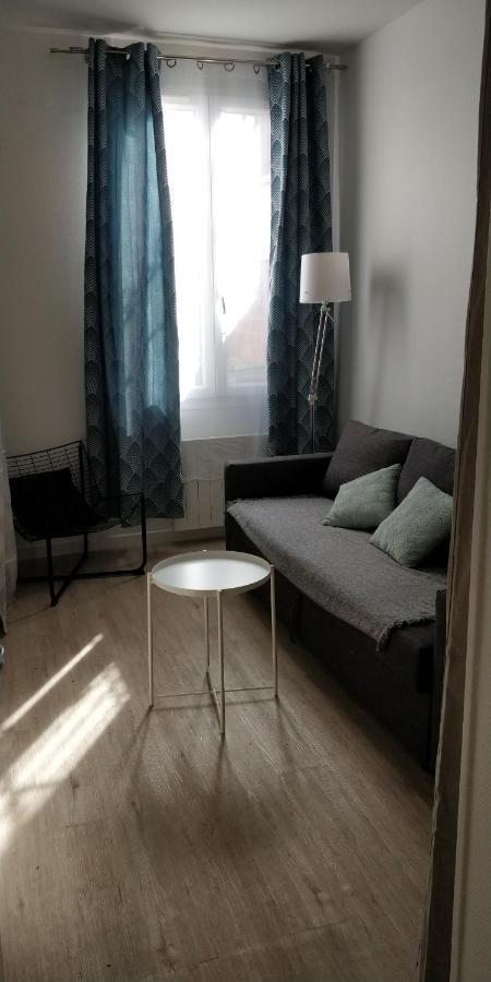 Modern 1 Bedroom Apartment Near The Metro. Ivry-sur-Seine Exterior foto